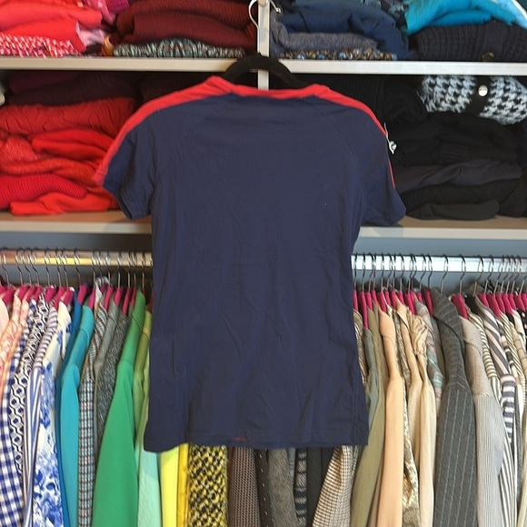 Atlanta Braves genuine navy and red short sleeve t shirt size L - Picture 3 of 3